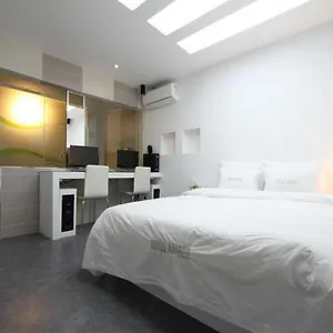 Hotel Travel